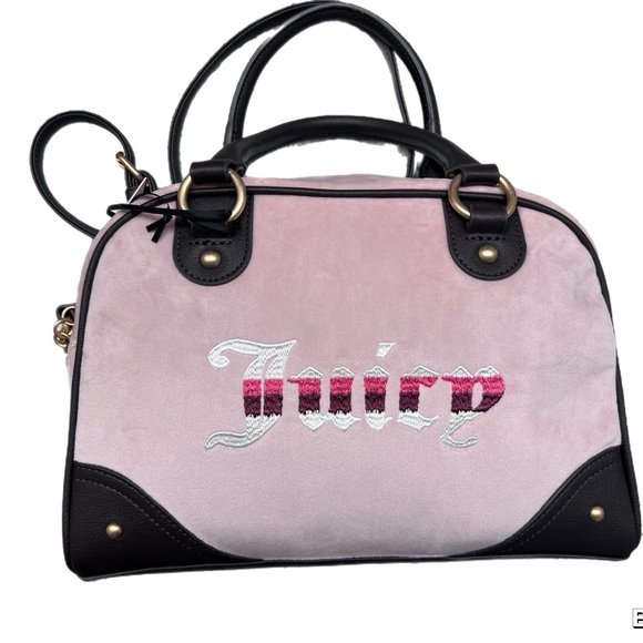 Juicy Couture Light Pink and Black Crossbody Bowling Style Bag 🦋🩷🩵 - Picture 11 of 12